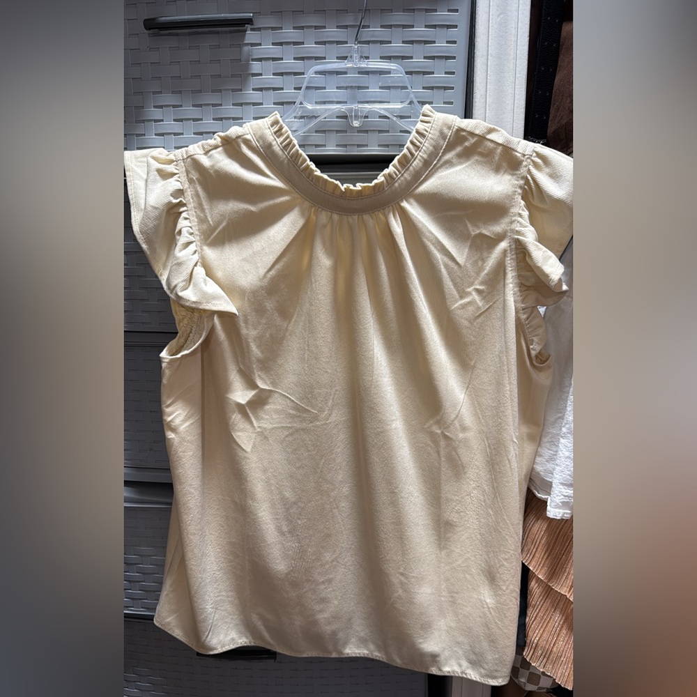 Elegant Cream Ruffle Sleeve Top